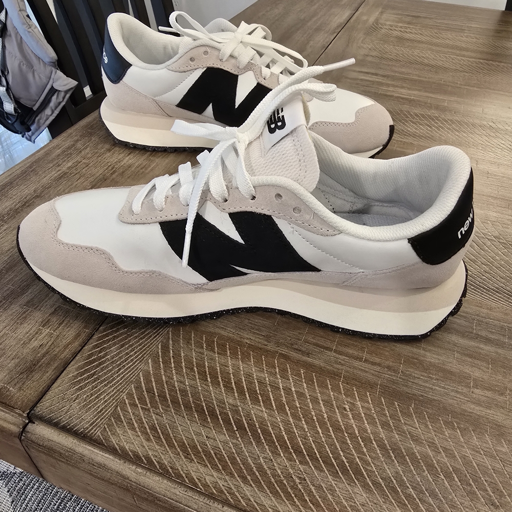 New Balance 237 - Picture 3 of 6
